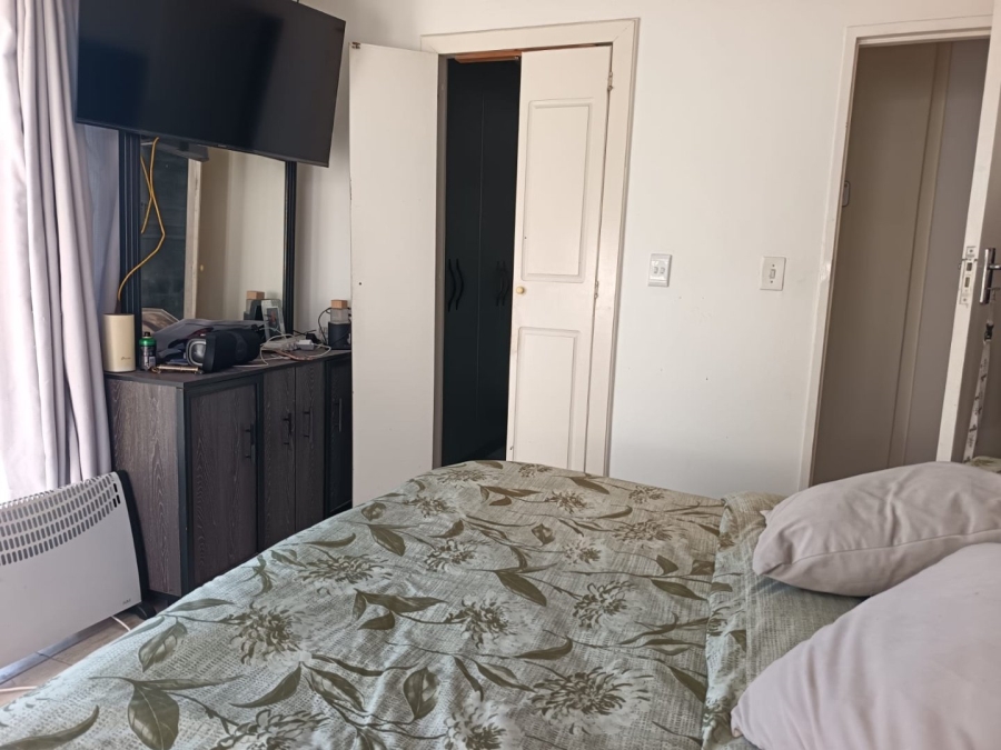 3 Bedroom Property for Sale in Strandfontein Village Western Cape